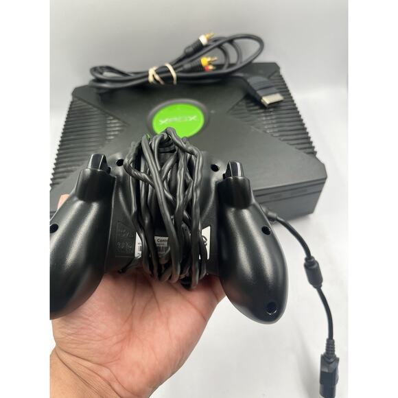 Microsoft Original Xbox Console w/ OEM Controller & AV Cord Tested Working - Picture 6 of 16